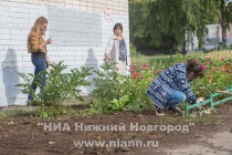 Во дворе школы №185 проводятся работы по благоустройству территории