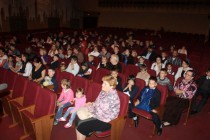 Благотворительный фонд Олега Кондрашова к началу учебного года организовал праздник для детей из многодетных семей Нижнего Новгорода и семей беженцев