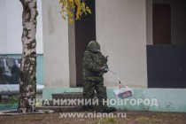 Бойцы спецподразделений в ходе показательных выступлений продемонстрировали уровень своей подготовки, с применением бронетехники, вертолёта и светошумовых устройств