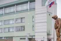 Возложение цветов к Мемориалу памяти