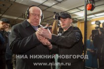 Губернатор Нижегородской области Валерий Шанцев продемонстрировал свои навыки стрельбы в тире