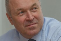 Евгений Лебедев