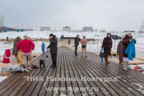 Нижегородцы отметили Крещение купанием в водоемах города