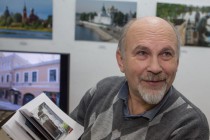 Фотограф Владимир Алексеев, участник проекта Волга. По следам маршрута Дмитриева, автор нескольких книг, много лет посвятил изучению истории и культуры страны и, в частности, Нижегородской области, народных традиций и промыслов