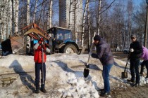 Первый в этом году общегородской субботник прошел в Нижнем Новгороде