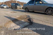 Глава администрации Нижнего Новгорода Олег Кондрашов в ходе объезда проверил выполнение работ по ямочному ремонту дорог