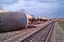 Движение ряда поездов задерживается из-за схода девяти цистерн на полигоне ГЖД в Кировской области 5 мая