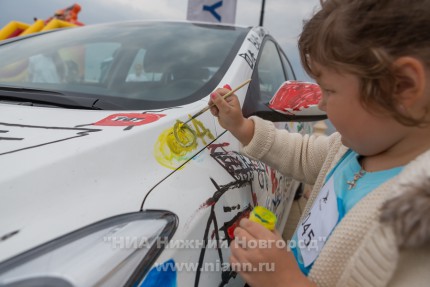 Первый благотворительный полумарафон Беги, герой! прошел в Нижнем Новгороде