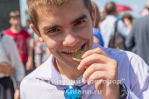 Торжественное вручение медалей За особые успехи выпускникам школ 2015 года