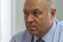 Евгений Лебедев