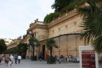 Мельничная колоннада в Карловых Варах