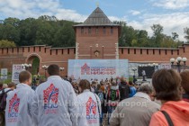 Общегородской сбор Мой новый Нижний с участием жителей города и представителей общественности около Зачатьевской башни Нижегородского кремля