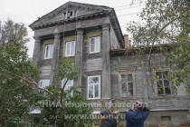 Деревянный дом с мезонином на улице Верхней набережной (дом Твердова)