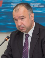 Максим Подовинников