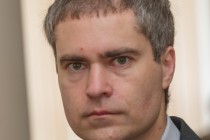 Для прекращения судебных процедур, затягивающих избрание главы администрации, отмена оспариваемого положения о конкурсе была необходима, - Владимир Панов