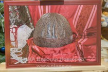 Нижегородские археологи представили общественности редкую находку - волосник, дорогой головной убор замужней женщины