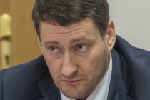 Правительство и губернатор области будут работать с тем главой администрации Нижнего Новгорода, которого выберет Гордума, - Роман Антонов