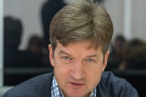 Будучи пресс-секретарем Немцова в непуганые журналистские времена, я пытался договариваться со СМИ, а не давить на них, - Александр Котюсов