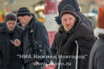 Раздача горячих обедов и новогодних подарков людям без определенного места жительства