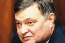 Выбор единственного поставщика лекарств – правильная мера, потому что проведение конкурсов для больниц – это целая проблема, – Александр Разумовский