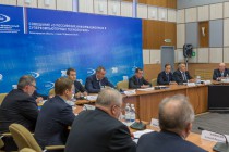 Дмитрий Медведев провел в Нижегородской области совещание о российских информационных и суперкомпьютерных технологиях