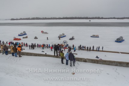 Восьмая регата амфибийных судов ВолгаХоверШоу — 2016 прошла в Нижнем Новгороде (27.02.16)