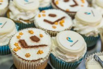 Всех гостей ждало сладкое угощение