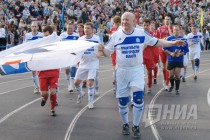 Нижегородское правительство планирует сыграть против журналистов или болельщиков на открытии стадиона к ЧМ-2018