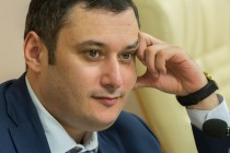 Я ухожу из Самарской области не из-за конфликта с самарскими властями, - Александр Хинштейн