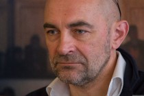 При постановке спектаклей я часто обращаюсь к теме одиночества человека и его переживаний, - Сергей Голомазов