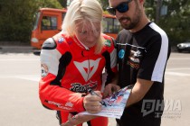 В патрулировании приняла участие пилотесса Мария Медведева - чемпионка России по шоссейно-кольцевым мотогонкам и призер чемпионата Coppa Italia