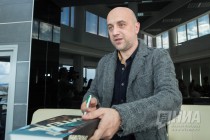 Александр Велединский планирует начать съемки фильма по роману нижегородского писателя Прилепина осенью 2017 года