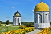Судебные приставы снесли храмы монастыря-академии йоги Собрание тайн в Ветлужском районе Нижегородской области