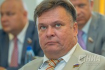 Суд отменил регистрацию депутата от КПРФ Владимира Буланова на выборы в ЗС НО из-за нарушения авторских прав