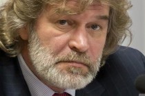 Очень неудобно перед нашими избирателями, что первое заседание Заксобрания не состоялось, - Александр Табачников