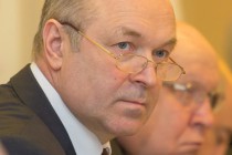 Думаю, что с этим созывом будет работать немножко сложнее, - Евгений Лебедев