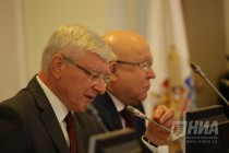 Депутат Законодательного собрания Нижегородской области VI созыва Виктор Лунин и губернатор Валерий Шанцев