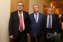 Депутаты Законодательного собрания Нижегородской области VI созыва Василий Суханов и Владимир Солдатенков (слева направо)