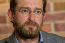 Давайте проведем I театральный фестиваль на достойном уровне, тогда поговорим  о втором, - Константин Хабенский