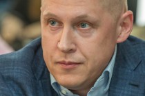 Евгений Лазарев