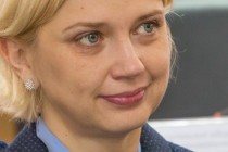 Ивану Карнилину и депутатскому корпусу стоит жестче контролировать деятельность горадминистрации, - Елена Аржанова