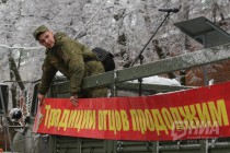 Репетиция парада Победы прошла в Нижнем Новгороде на площади Минина и Пожарского