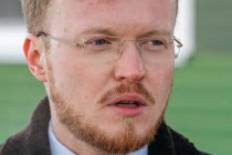 Мусорный конфликт возник, когда перевозчики отказались отдавать средства граждан, куда положено по тарифам,- Андрей Лебедев