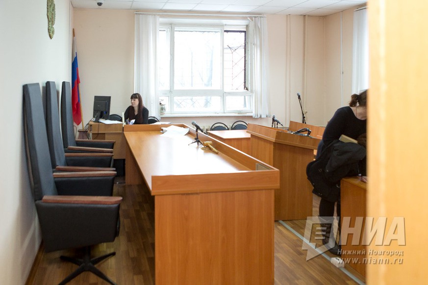 Сотрудница салона сотовой связи в Выксе Нижегородской области осуждена на два года условно за хищение 75 тысяч рублей