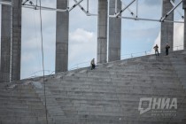 Рабочие на стройплощадке Стадиона Нижний Новгород