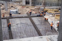 Рабочие на стройплощадке Стадиона Нижний Новгород