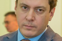 Больших и маленьких выборов не бывает, надо всегда бороться на пределе своих возможностей, - Сергей Раков