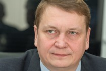 Ответственность должен нести персонально один человек, а не кивать на другую голову, - Владислав Егоров