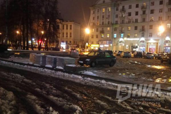 Место будущей платной парковки на пл. Горького