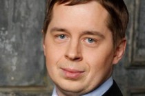 Гражданам нужно идти в ногу с минфином России и покупать валюту, - Роман Ткачук